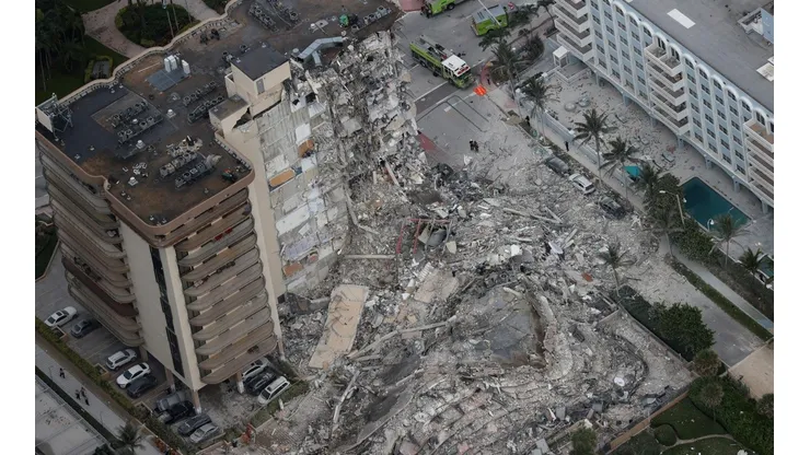 El derrumbe del edificio tuvo lugar a las 2.A.M. de Miami (Foto: Getty Images)