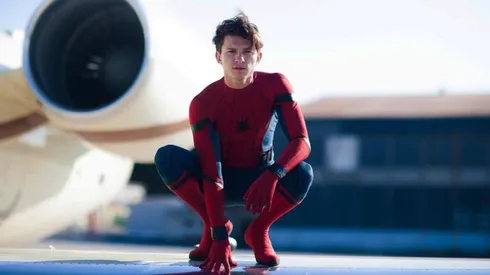 Tom Holland como Peter Parker.