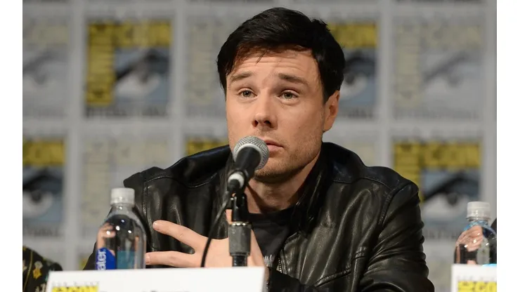 Rupert Evans.
