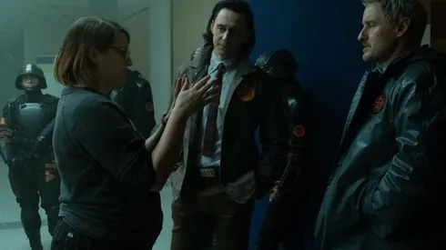 El guionista de Loki explica los viajes en el tiempo en la serie.