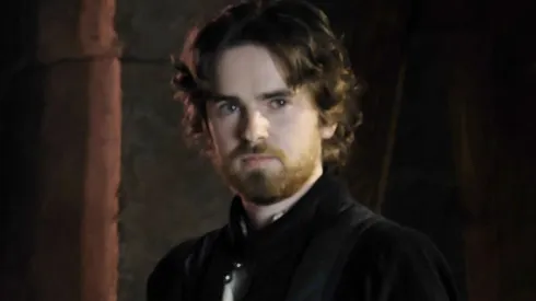 Freddie Highmore en su papel de Steffano.