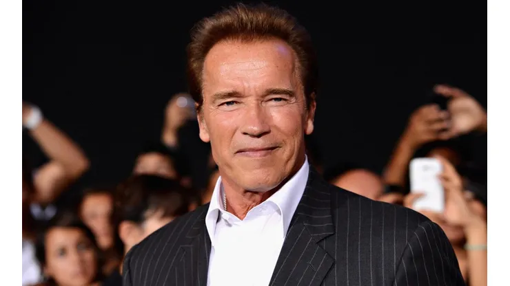 Arnold Schwarzenegger presumió sus bíceps a los 73 años: cómo es su rutina física.