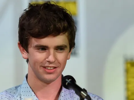 Como Freddie Highmore, otros 5 famosos hablan español a la perfección