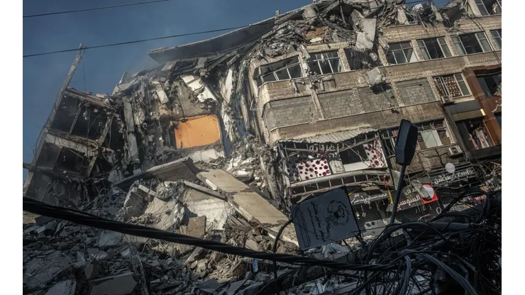 Ataque de Israel en Gaza: el impactante video donde explotó el edificio de Al Jazeera