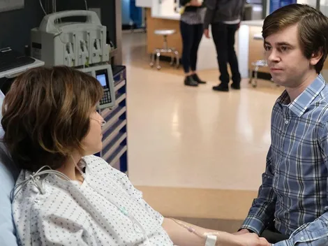 No reconocerás a Freddie Highmore por su papel en Leonardo