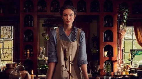 Catriona Balfe en su papel de Claire Fraser.