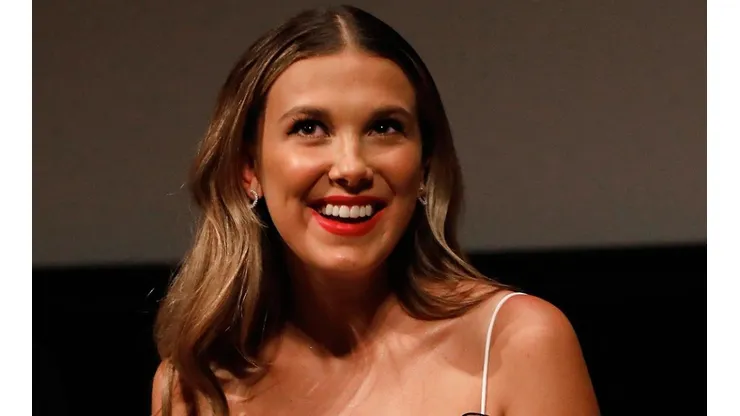 El mejor ejemplo: así se vacunó Millie Bobby Brown contra el coronavirus