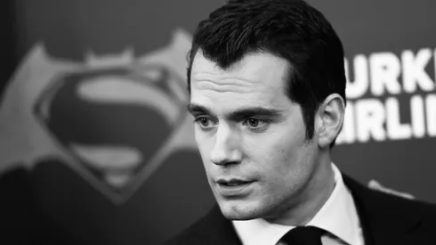 Es oficial: Warner Bros. despidió a Henry Cavill y no volverá a ser Superman.