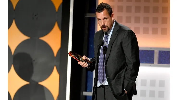 Lo echó de una tienda y después se dio cuenta que era Adam Sandler: video viral