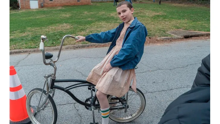 Millie Bobby Brown comparó a Eleven de Stranger Things con un calzado