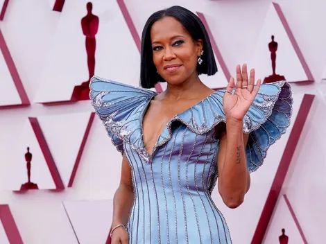 Premios Oscar 2021: Regina King se cae en la ceremonia
