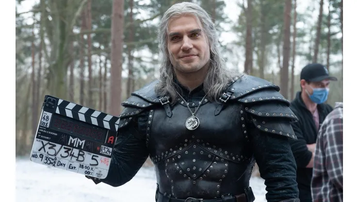 Netflix anuncia cuándo llegan las nuevas temporadas de The Witcher, Sex Education, You y Cobra Kai.