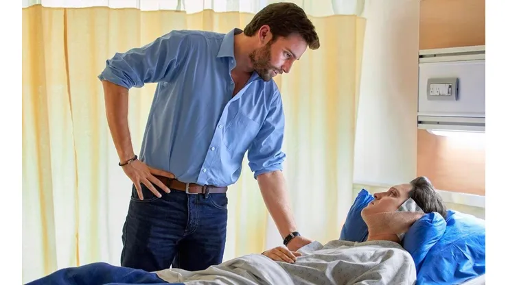 Fernando Guallar, intérprete de Mauricio Ambrosi en Luis Miguel, se destacó en los primeros dos episodios de la segunda temporada en Netflix.