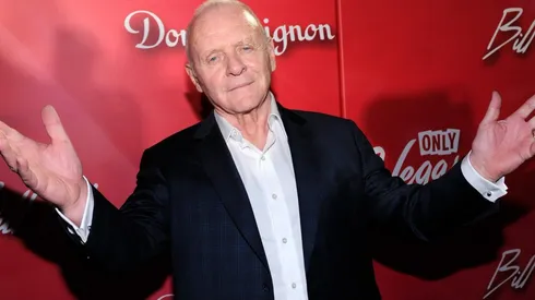 Anthony Hopkins fue uno de los vacunados.