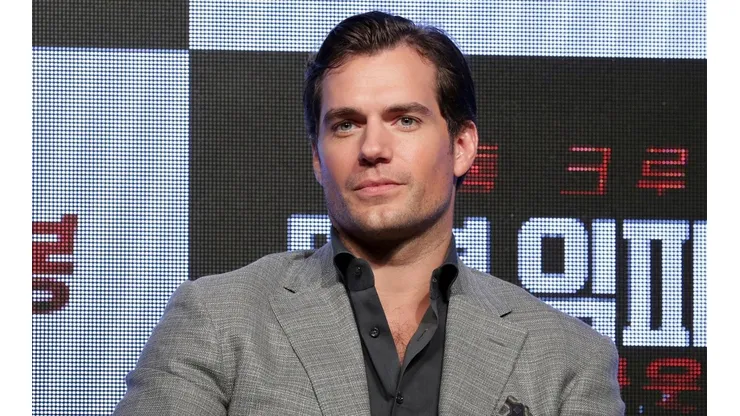 Crean una lista de Spotify para llorar por Henry Cavill y su nueva novia