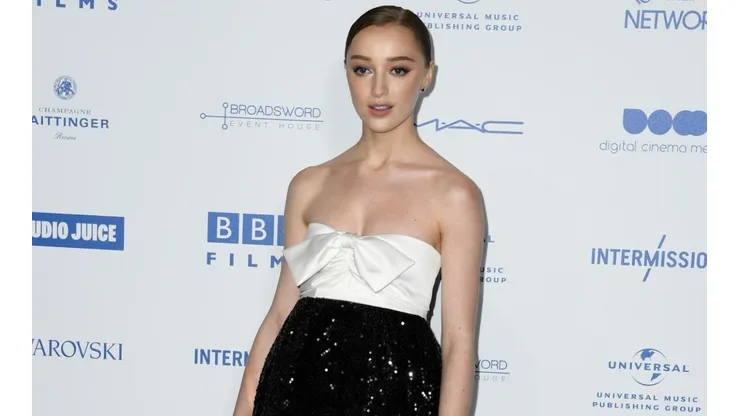 Phoebe Dynevor.
