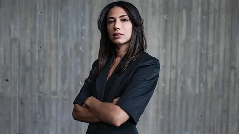 Evin Ahmad es Leya, la protagonista de Dinero Fácil.