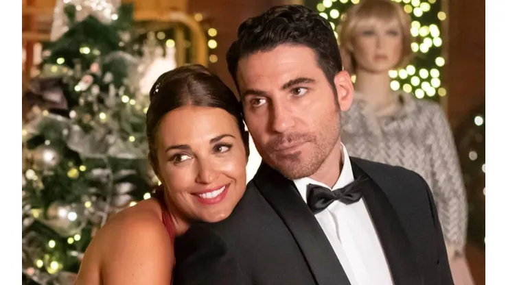 Paula Echevarría y Miguel Ángel Silvestre en sus papeles de Velvet.