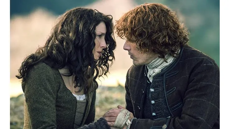 Sam Heughan y Catriona Balfe en sus papeles de Jamie y Claire.