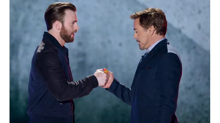 Chris Evans y Robert Downey Jr.