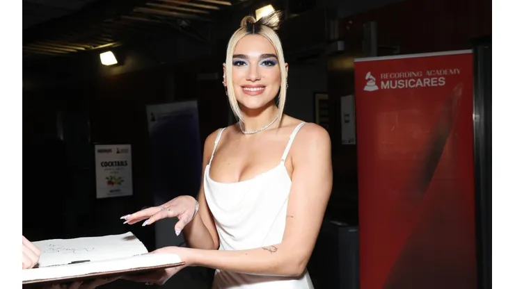 VIDEO: Dua Lipa fue abordada por fans en Ciudad de México
