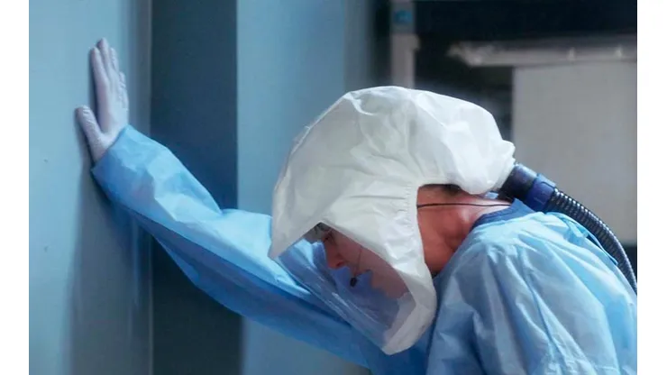 Por qué Grey's Anatomy y New Amsterdan son un éxito al incluir el coronavirus
