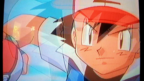 Un bebé se volvió viral por elegir entre tres personajes de Pokemon