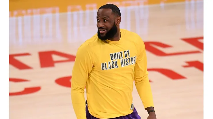 Primeras imágenes de LeBron James en Space Jam: lo comparan con Michael Jordan