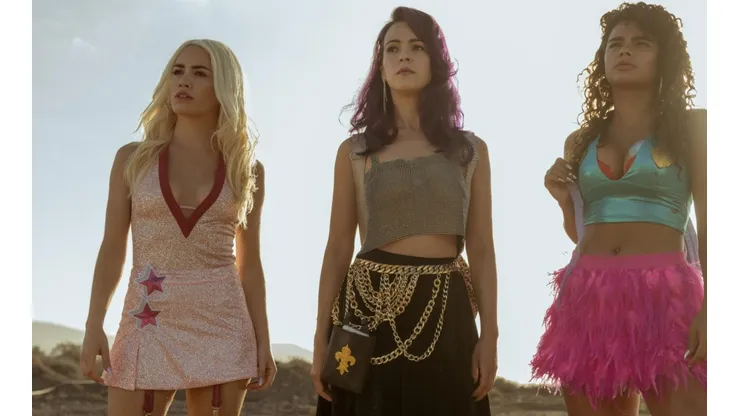 Sky Rojo: la serie de Netflix presenta su nuevo tráiler completo y póster oficial.