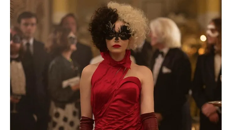 Aseguran que el personaje de Cruella de Emma Stone es un plagio de Harley Quinn y Joker