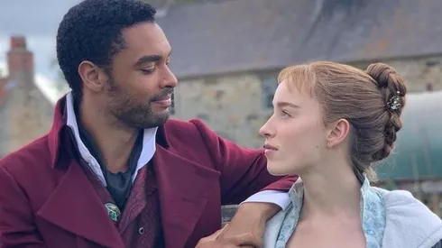 Bridgerton: Phoebe Dynevor reveló un dato íntimo de Regé-Jean Page.