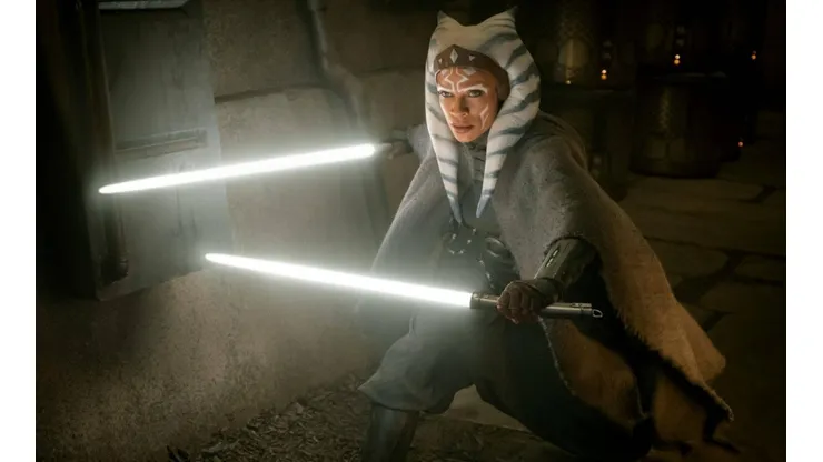 The Mandalorian: los videos de la increíble transformación de Rosario Dawson en Ahsoka Tano.