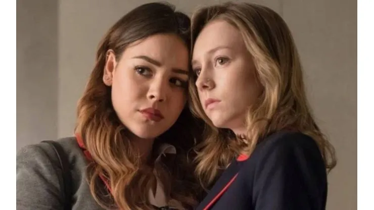 Danna Paola y Ester Expósito en Élite