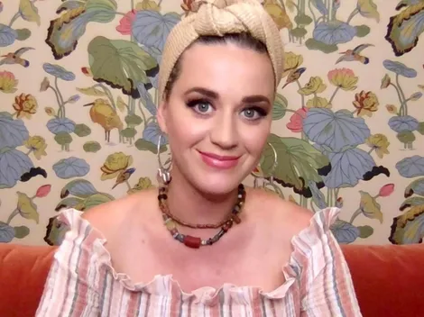 Katy Perry presentó su nueva línea de chanclas: memes y reacciones
