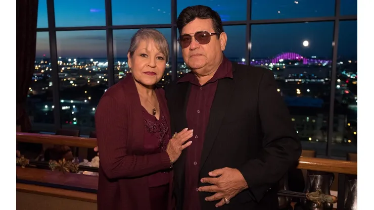 Comparan a los padres de Luis Miguel y Selena por las series de Netflix