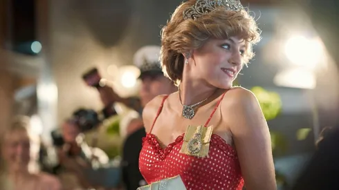 The Crown: su creador confesó que se inspiró en La Cenicienta para la cuarta temporada.