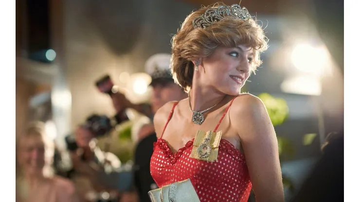 The Crown: su creador confesó que se inspiró en La Cenicienta para la cuarta temporada.