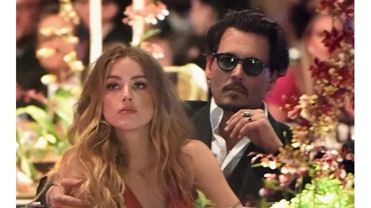 Johnny Depp pidió que Warner Bros. despida a Amber Heard.