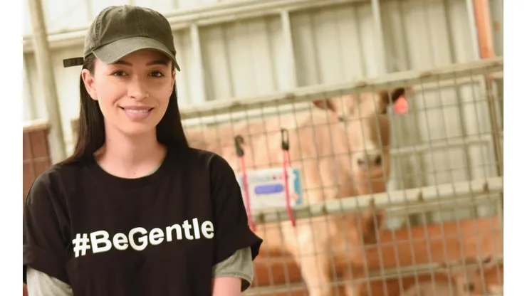 Conoce a Christian Serratos: protagonista de Selena en Netflix