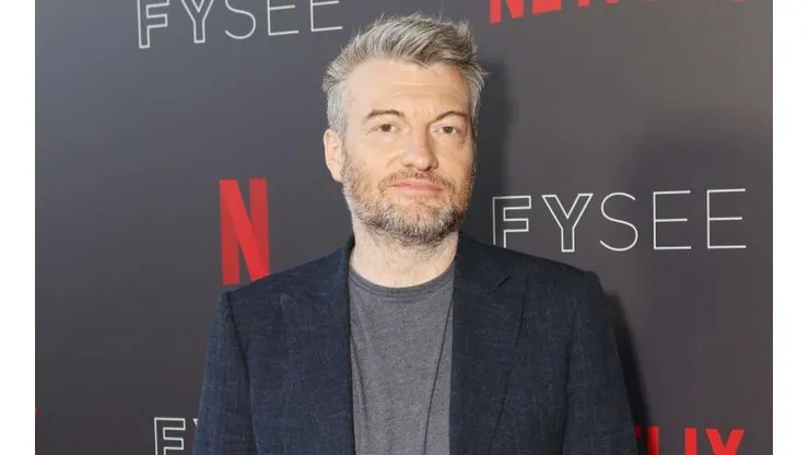 El creador de 'Black Mirror' realizará un falso documental del año 2020 para Netflix.
