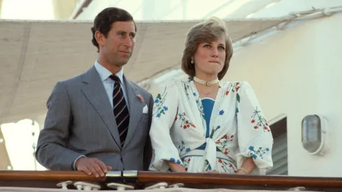 Cuántos años se llevaban Carlos y Diana comparado con los actores de The Crown