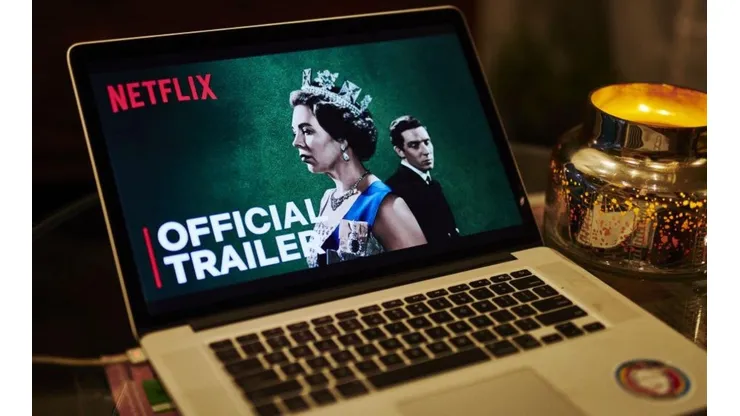'The Crown': memes y reacciones de los fans tras el estreno de la cuarta temporada.