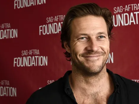 Amor de Calendario: Luke Bracey, el último galán australiano de Netflix