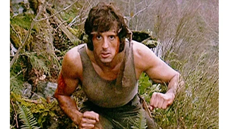 Comparan a un funcionario argentino con Rambo por una batalla campal