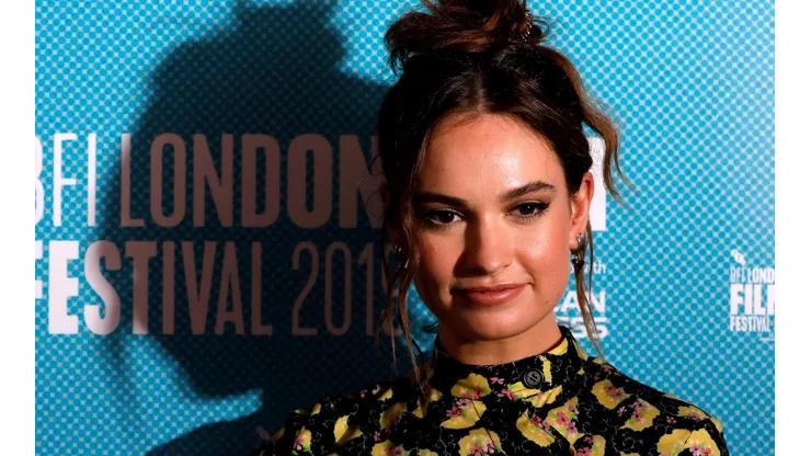 Lily James envuelta en un escándalo amoroso con Dominic West
