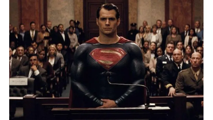 Henry Cavill en Batman v Superman
