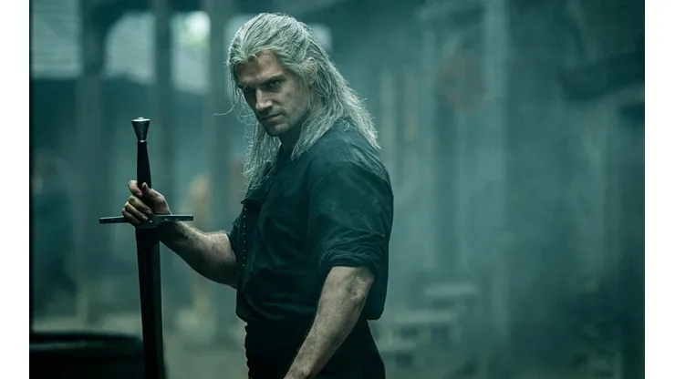 Henry Cavill revela fotos de la segunda temporada de 'The Witcher'.
