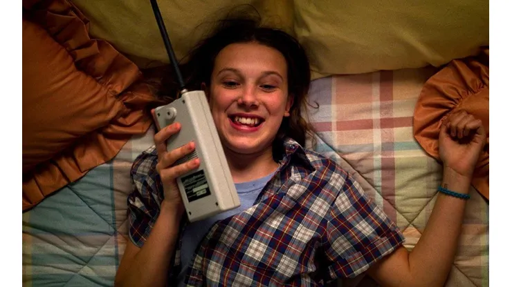 Millie Bobby Brown en modo Stranger Things: inició el rodaje de la cuarta temporada