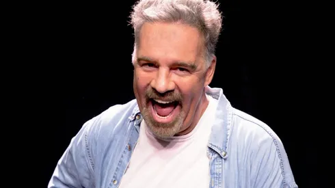 El actor mexicano Ari Telch estrena su obra "D'Mente" vía streaming