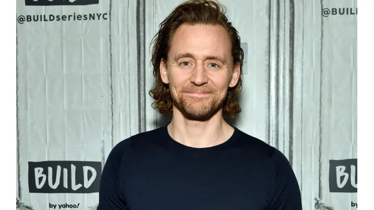 Tom Hiddleston en un evento de Build